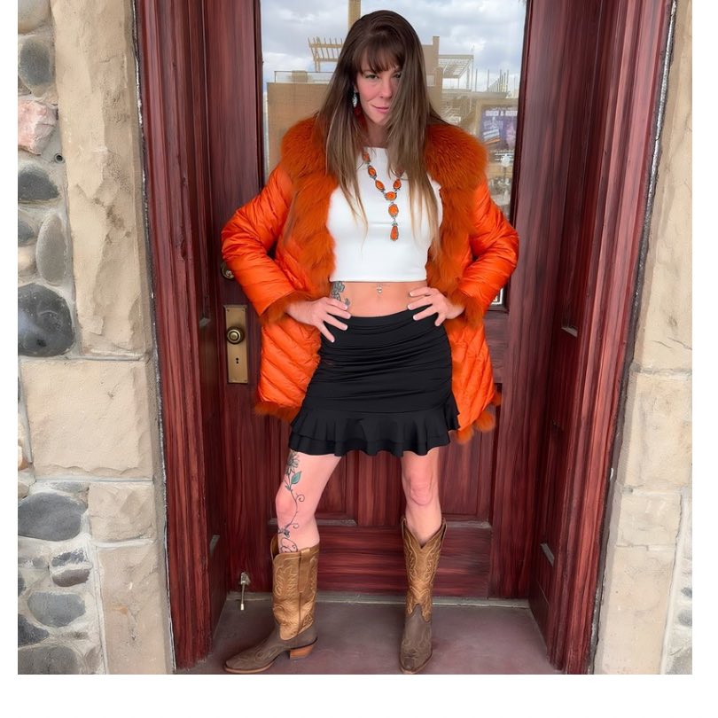 Fur Jackets/ Vests/Ponchos
