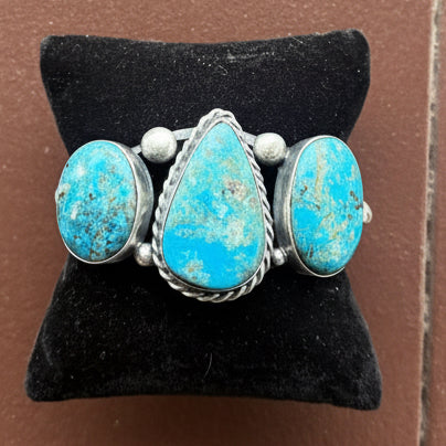 Chimney Butte 3 Stone Cuff