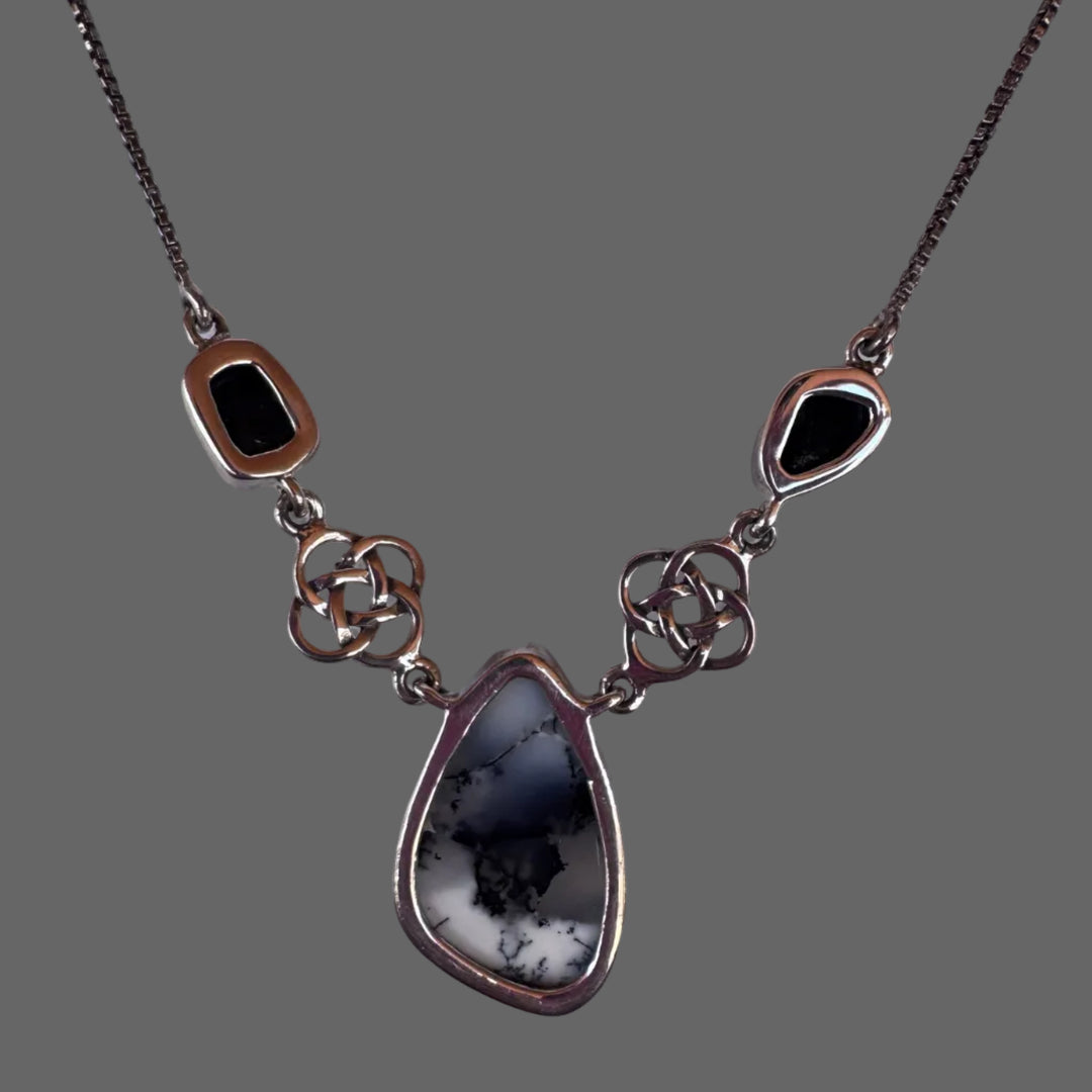 Sanchi & Filia Necklace