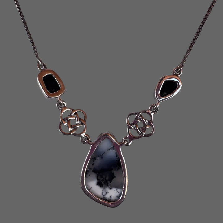 Sanchi & Filia Necklace