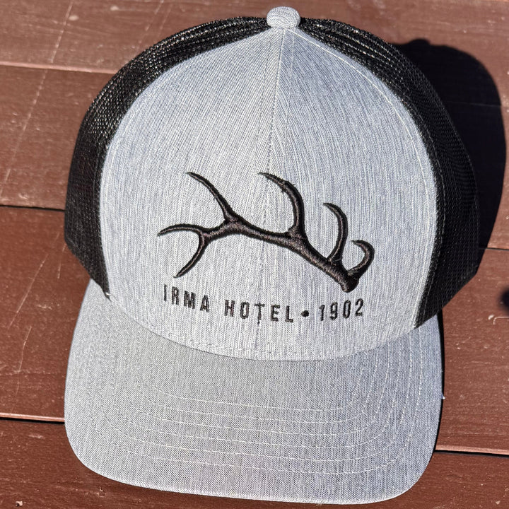 Irma Hotel hat